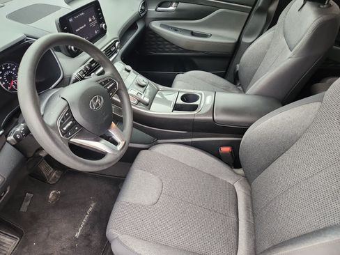Used 2021 Hyundai Santa Fe SE FWD image 2
