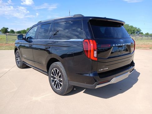 Used 2025 Ford Expedition Platinum AWD/4WD image 6