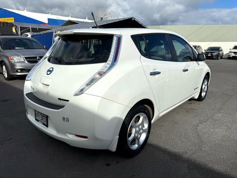 Used 2013 Nissan Leaf SV w/ LED & Quick Charge Pkg image 5