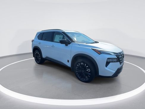 New 2026 Nissan Rogue SV AWD/4WD image 2