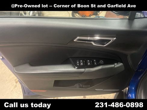 Used 2023 Kia Sportage X-Line AWD/4WD image 14
