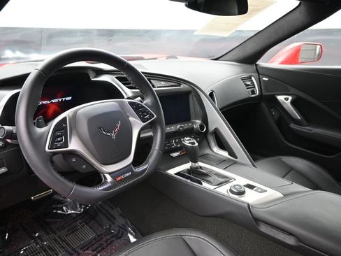 Used 2015 Chevrolet Corvette Z06 w/ 3LZ Preferred Equipment Group RWD image 18