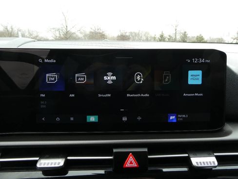 Used 2026 Kia Sportage EX w/ EX Panorama Roof Package image 18