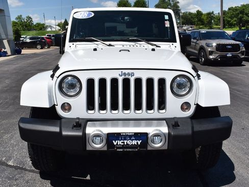 Used 2018 Jeep Wrangler Unlimited Sahara w/ Max Tow Package AWD/4WD image 21