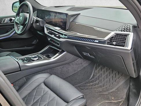 Certified 2025 BMW X5 M60i w/ Executive Package image 18