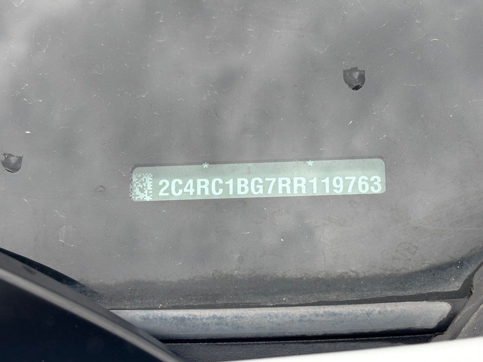 Used 2024 Chrysler Pacifica Touring-L FWD image 10