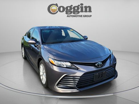 Used 2023 Toyota Camry LE FWD image 10