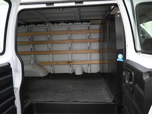 Used 2025 GMC Savana 2500 w/ Driver Convenience Package RWD image 16