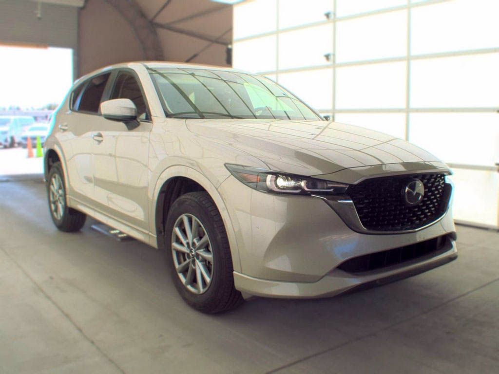 Used 2025 MAZDA CX-5 AWD 2.5 S w/ Select Package image 3