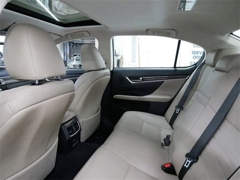 Used 2017 Lexus GS 350 image 9
