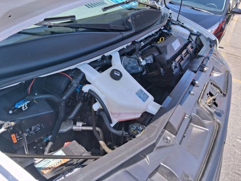 Used 2022 Chevrolet Express 2500 w/ Driver Convenience Package RWD image 22