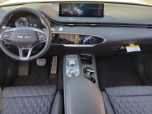 New 2025 Genesis GV70 3.5T Sport w/ Sport Advanced Package AWD/4WD image 18