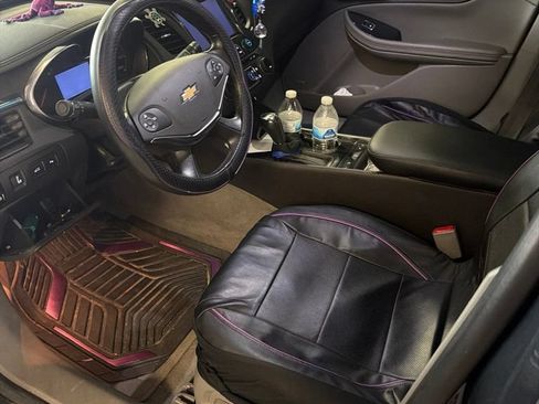Used 2018 Chevrolet Impala Premier FWD image 2