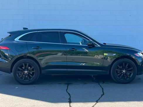 Used 2018 Jaguar F-PACE Prestige image 9