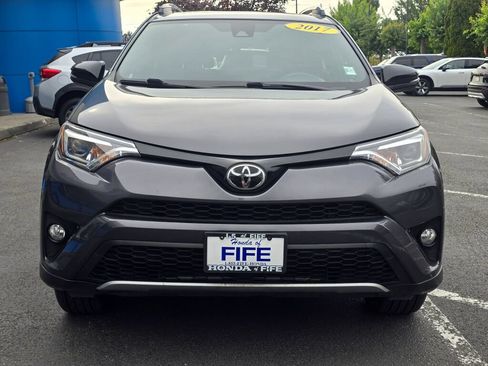 Used 2017 Toyota RAV4 SE AWD/4WD image 8