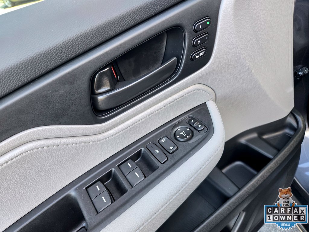 Used 2024 Honda Odyssey EX-L image 23