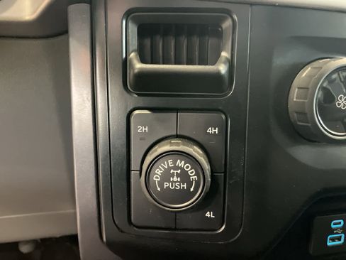 Certified 2023 Ford F150 XLT image 16