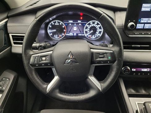 Used 2023 Mitsubishi Outlander SE AWD/4WD image 22
