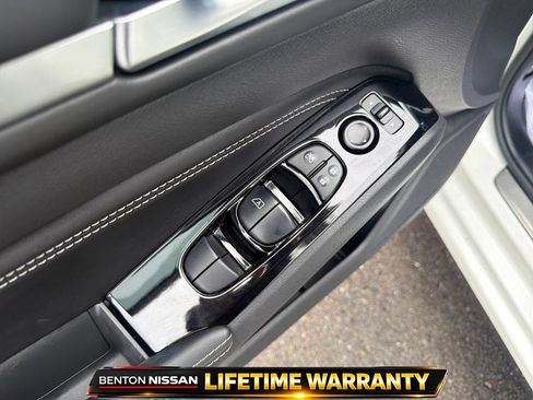 Used 2023 Nissan Altima 2.5 SL AWD/4WD image 12