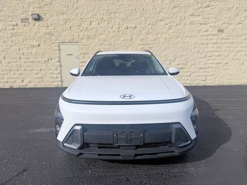 Used 2025 Hyundai Kona SEL FWD image 4