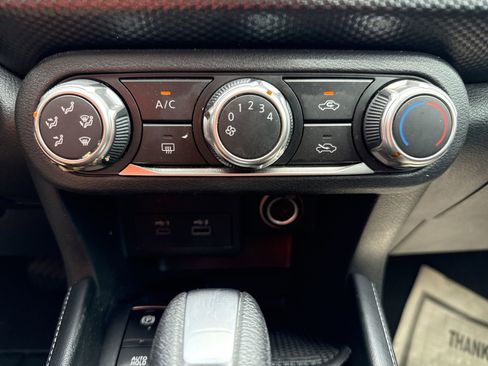 Used 2024 Nissan Kicks SV FWD image 16