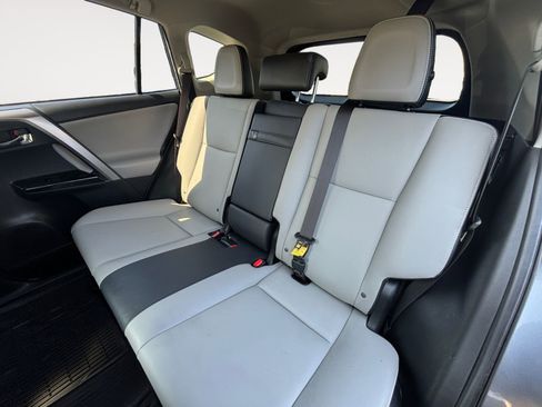 Used 2018 Toyota RAV4 Limited w/ Advanced Technology Package image 13