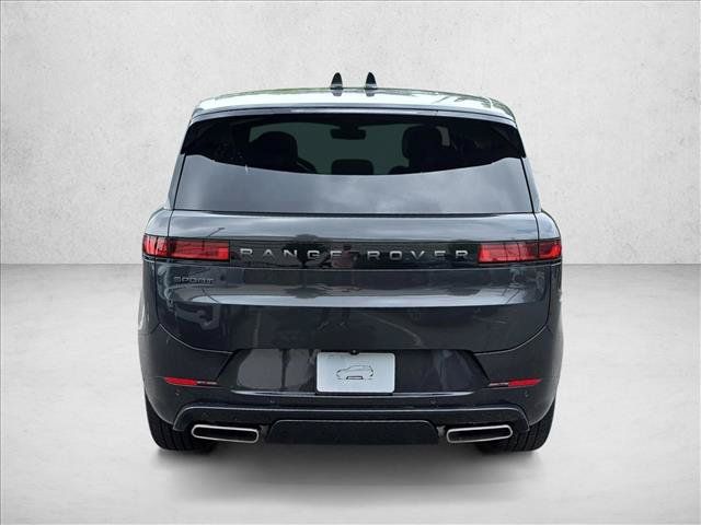 New 2026 Land Rover Range Rover Sport Dynamic SE AWD/4WD image 6