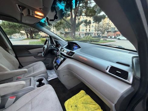 Used 2016 Honda Odyssey SE image 52