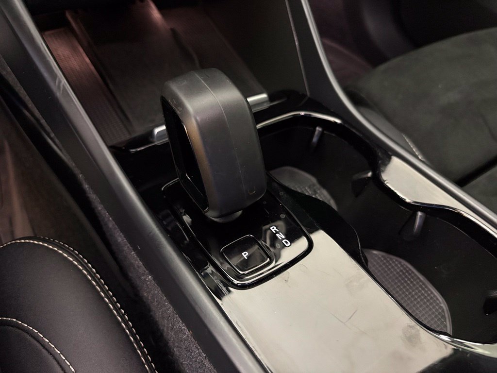 Used 2023 Volvo C40 P8 Recharge Ultimate w/ Protection Package Premier AWD/4WD image 27