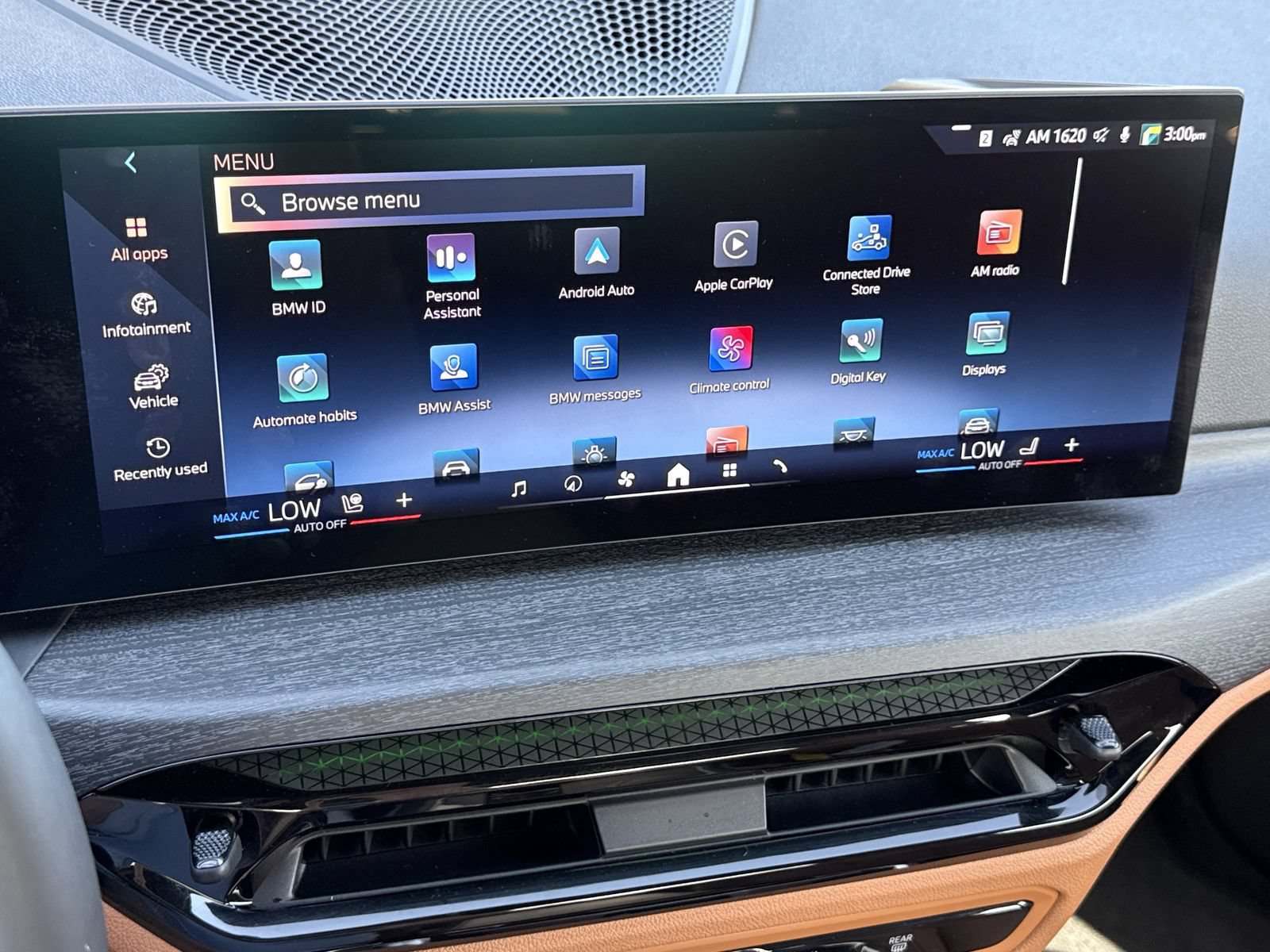 Used 2025 BMW 330i xDrive Sedan AWD/4WD image 27