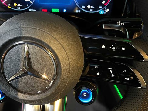 New 2026 Mercedes-Benz E 53 AMG e 4MATIC Sedan image 28