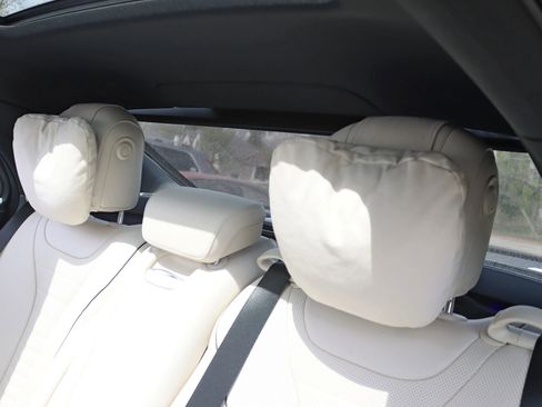 Used 2019 Mercedes-Benz S 560 Sedan image 38