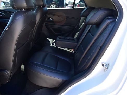 Used 2019 Buick Encore Essence FWD image 20