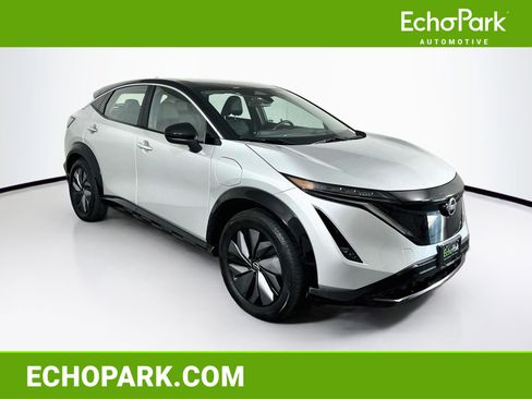 Used 2023 Nissan Ariya FWD image 1