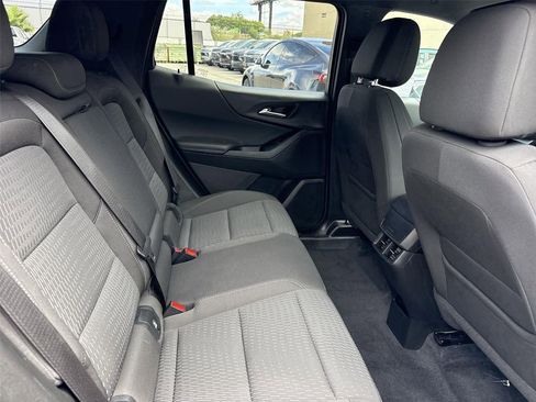 Used 2025 Chevrolet Equinox LT FWD image 24