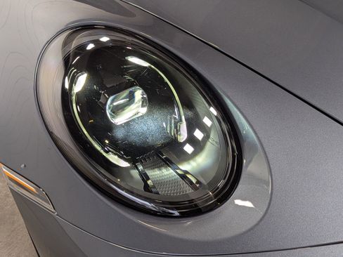 Used 2025 Porsche 911 Carrera S image 15