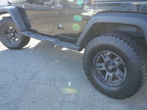 Used 2016 Jeep Wrangler Unlimited Sport w/ Quick Order Package 24S AWD/4WD image 6