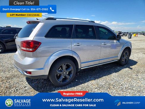 Used 2019 Dodge Journey Crossroad AWD/4WD image 4