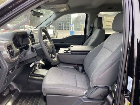 New 2025 Ford F150 XL w/ Equipment Group 103A High image 10