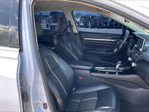 Used 2023 Nissan Altima 2.5 SR FWD image 30