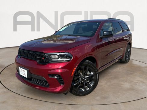Used 2025 Dodge Durango GT w/ Blacktop Package RWD image 4