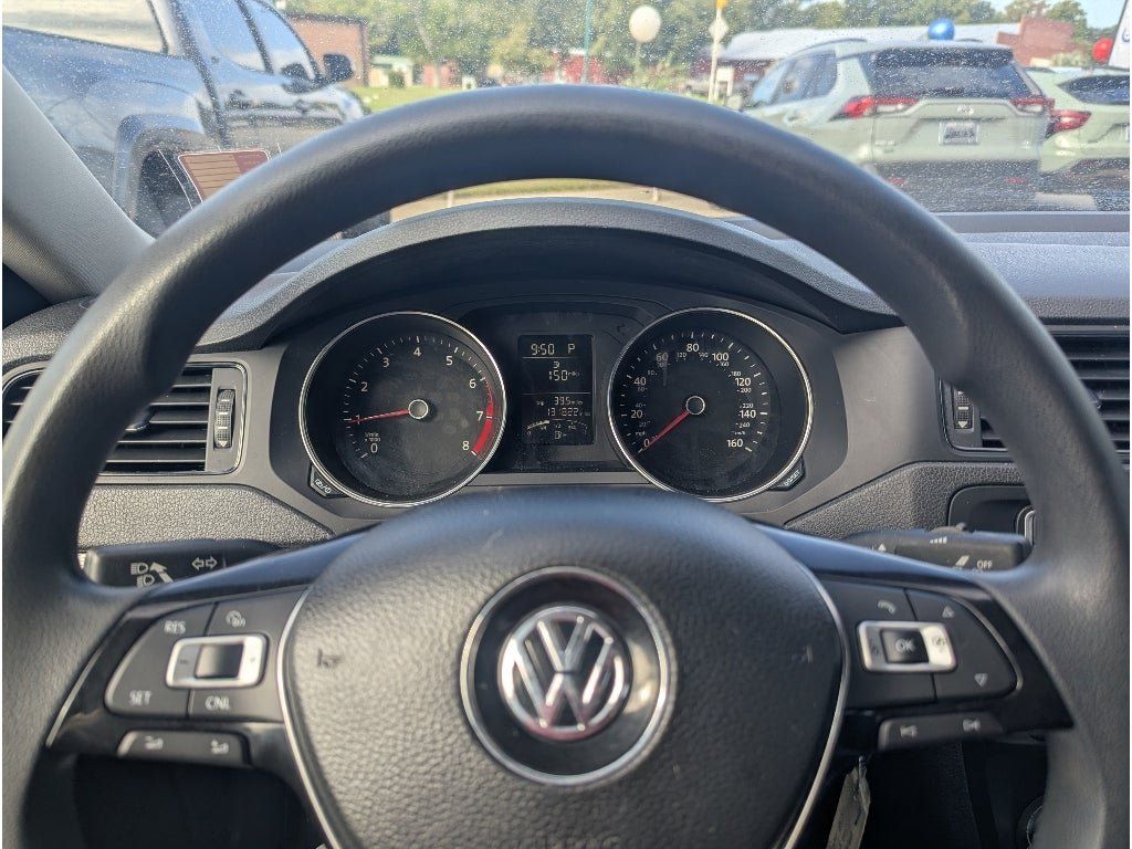 Used 2017 Volkswagen Jetta S FWD image 17