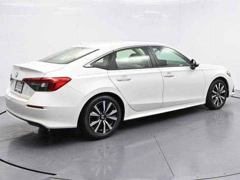 Used 2022 Honda Civic EX image 7