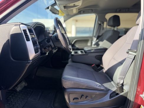 Used 2017 GMC Sierra 1500 SLE w/ SLE Value Package image 7
