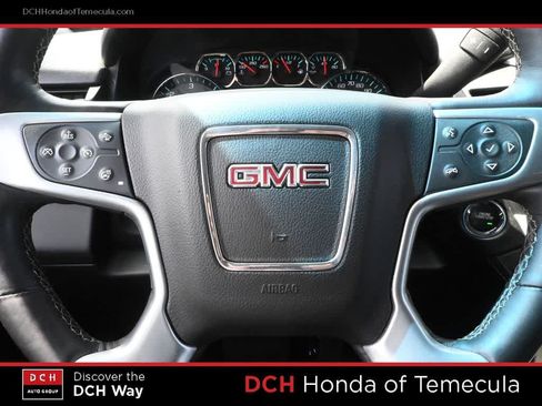 Used 2017 GMC Yukon SLT RWD image 9