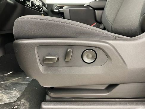 New 2026 Chevrolet Silverado 1500 LT image 9