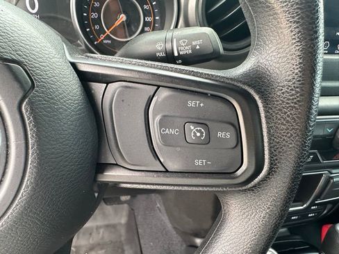 Used 2023 Jeep Gladiator Sport w/ Trailer Tow Package AWD/4WD image 20