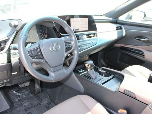 Certified 2024 Lexus ES 300h w/ Premium Package FWD image 12