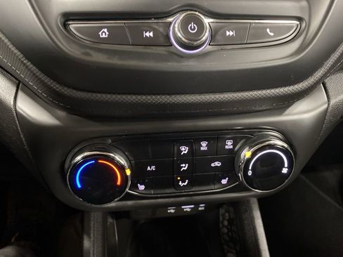 Used 2023 Chevrolet TrailBlazer LT image 39