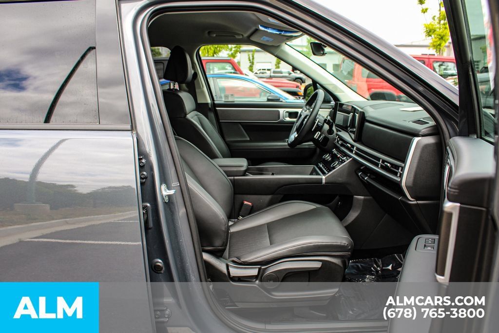 Used 2026 Hyundai Santa Fe SEL FWD image 22